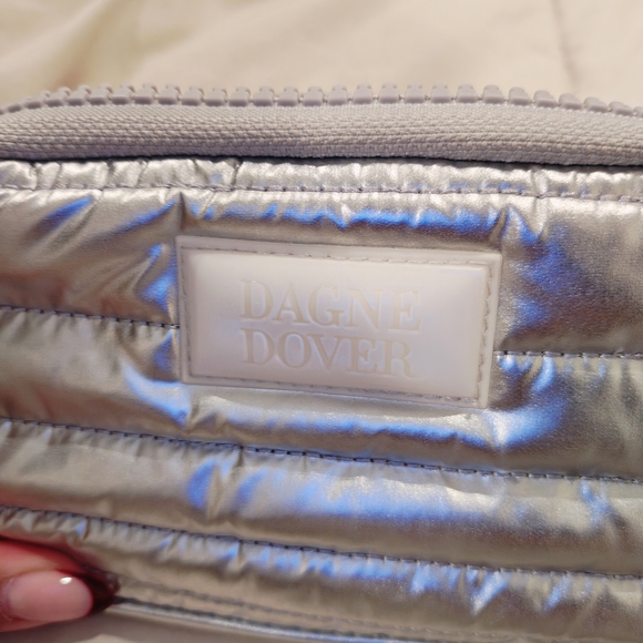 Silver Quilted Crossbody Bag - Picture 2 of 9